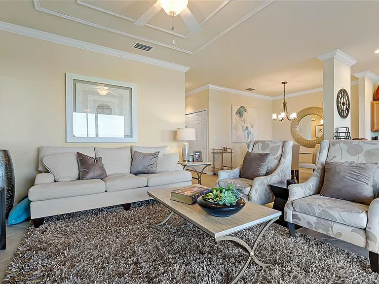 7015 River Hammock Dr #405 — Photo 4