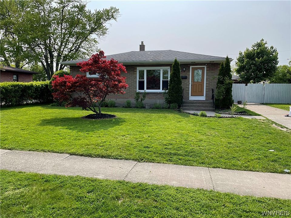 1st image of 88 Emerson Dr