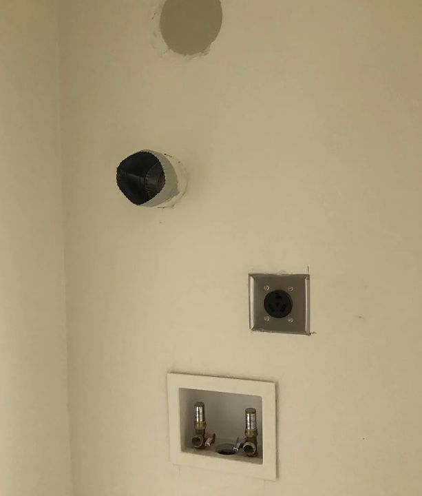 1st image of 4707 E Belleview St