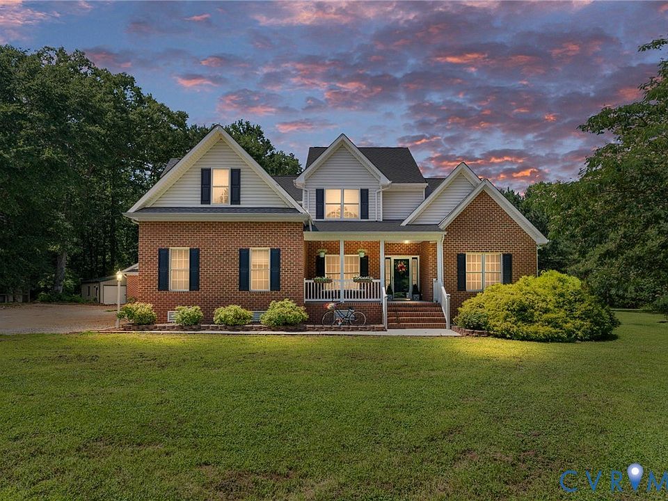 1st image of 21700 Oak Hill Ct
