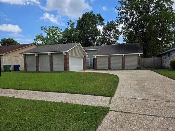 111 Heather Dr, Slidell, LA 70458
