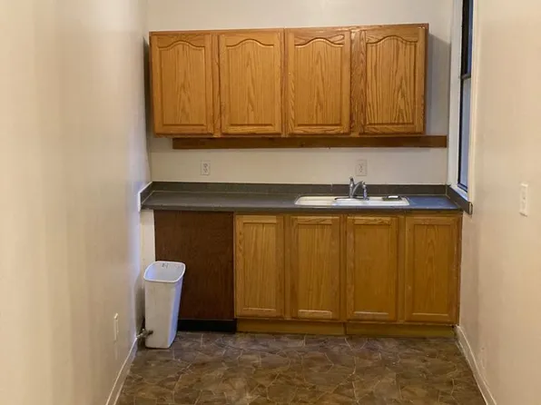 251 N Clinton Ave #4, Rochester, NY 14605