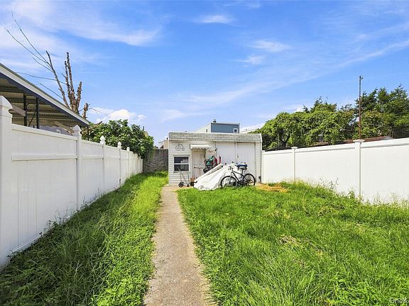 2nd image of 1921 Edison Avenue