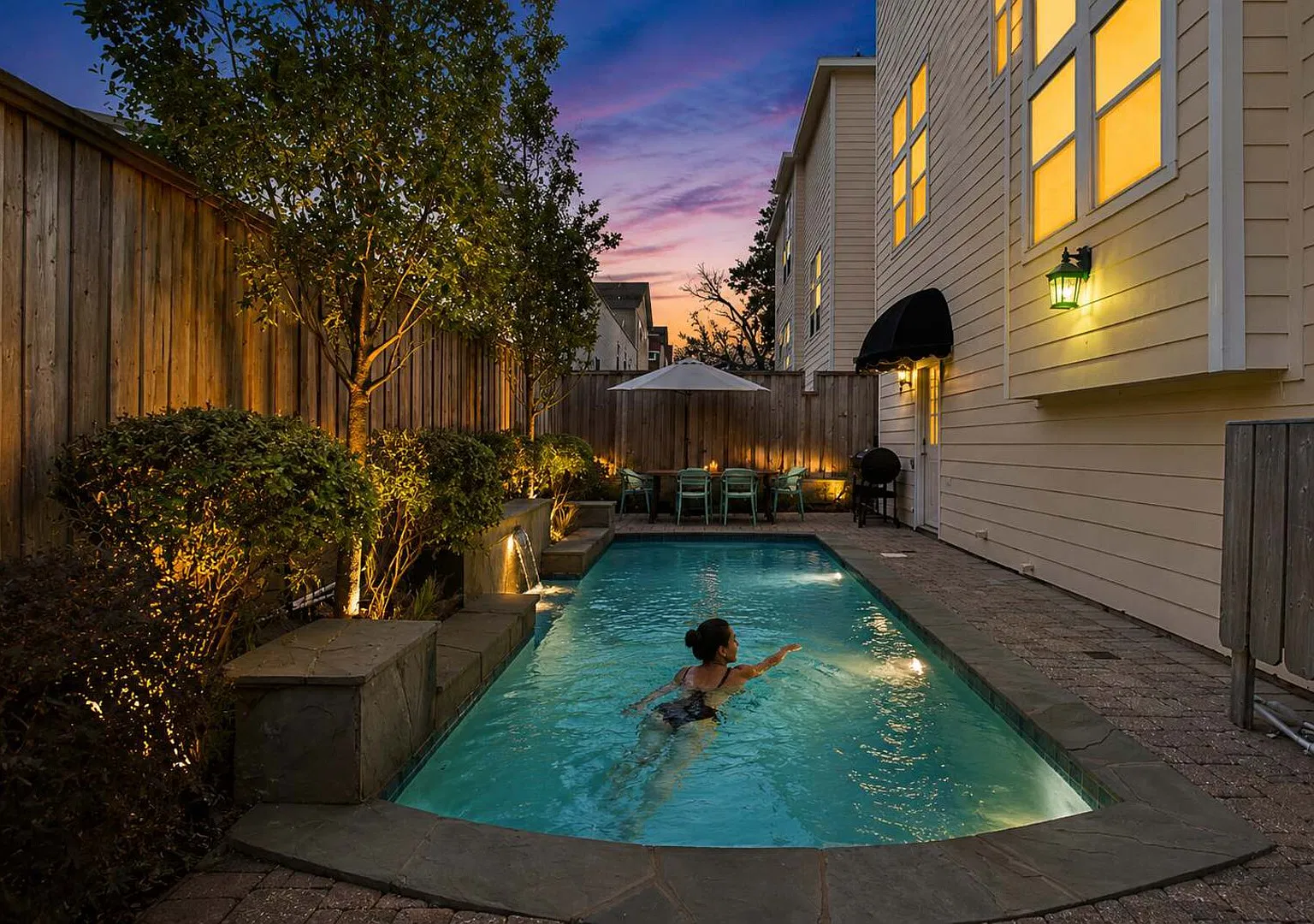 6BR Heights Home w/ Pool & Cinema Room — Photo 2