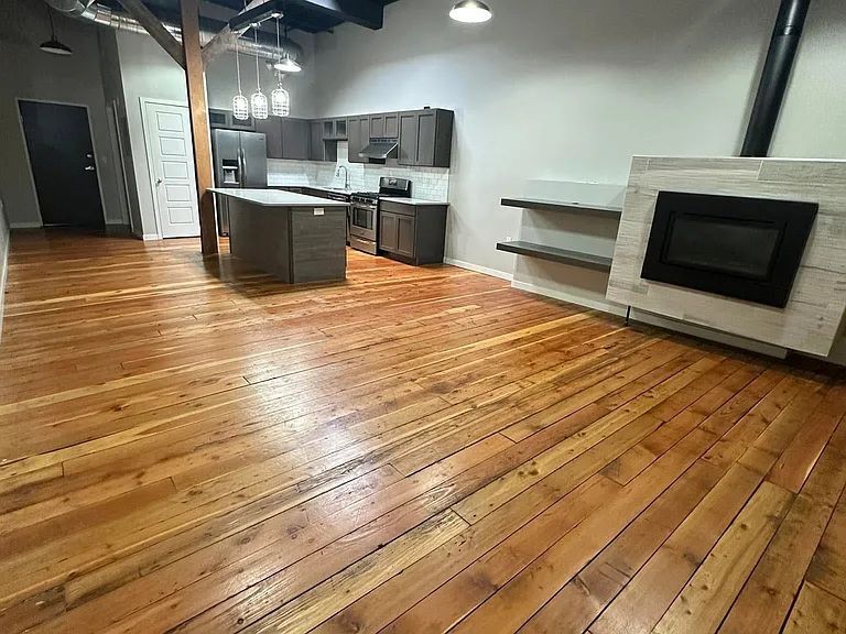 320 S Phillips Ave #303 — Photo 2