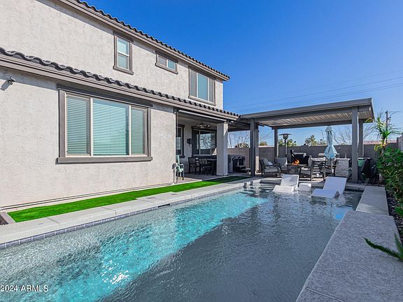 2nd image of 8311 W PALMAIRE Avenue