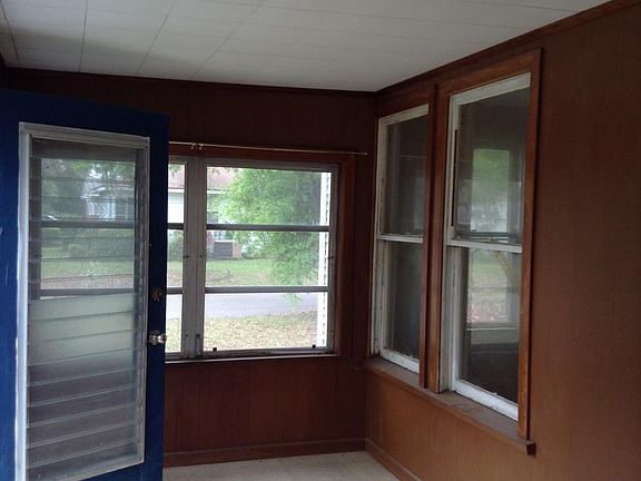 2nd image of 7337 N Shore Dr