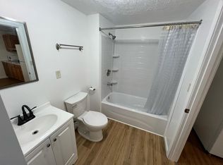 435 Sweetland Ave, Tipton, IN 46072