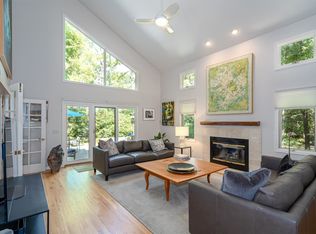 3435 Ridgeline Ct, Ann Arbor, MI 48105