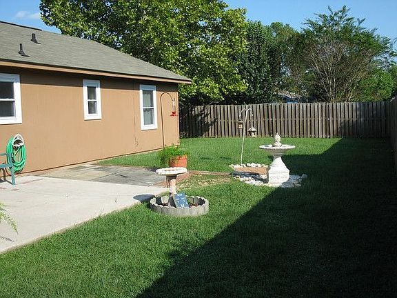3rd image of 2009 Westgate Pkwy