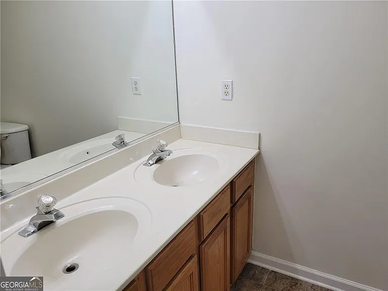 1497 Cove Creek Cir — Photo 14