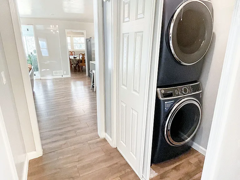 1300 Stillmeadow Rd SW — Photo 23