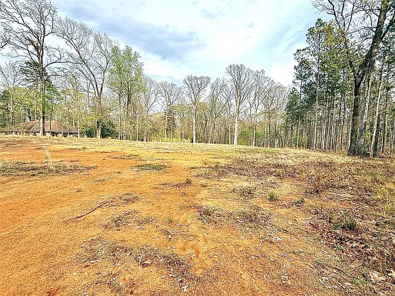 2nd image of 802 Germantown Rd