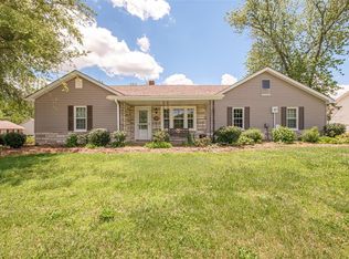 391 Laura Hill Rd, Saint Peters, MO 63376