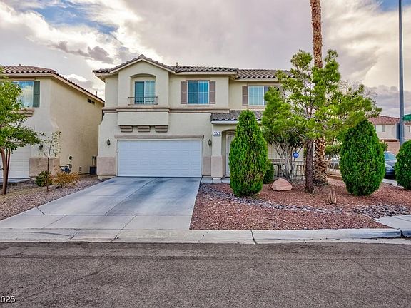 3rd image of 3043 Jacaranda Dr