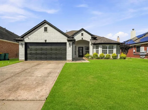 5202 Camarosa Dr, Pasadena, TX 77504