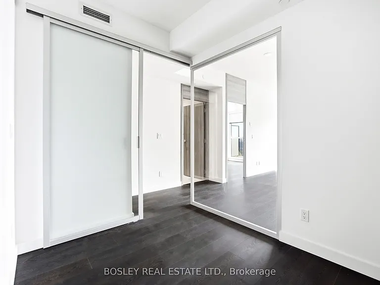 75 Billes Hts #1006 — Photo 16