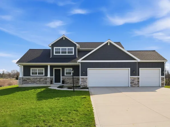 1251 Stintson Dr, Huntington, IN 46750