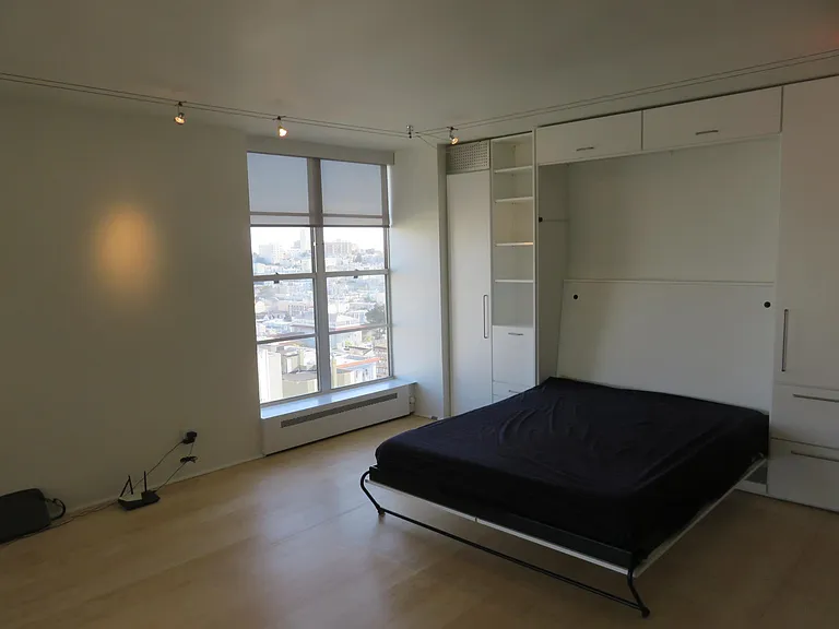 2040 Franklin St #1207 — Photo 7