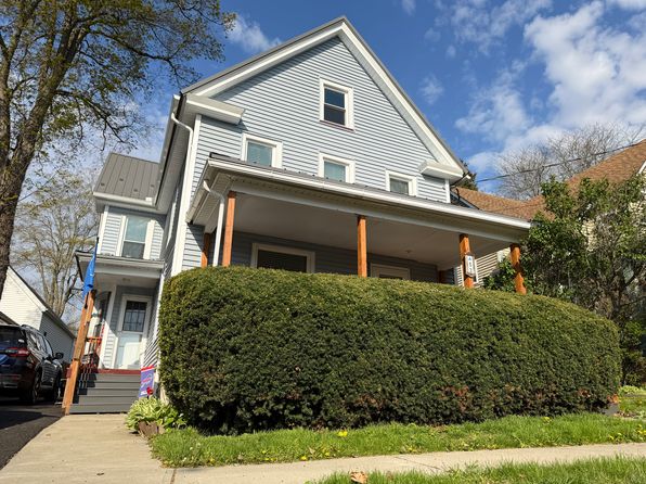 53 Main St
