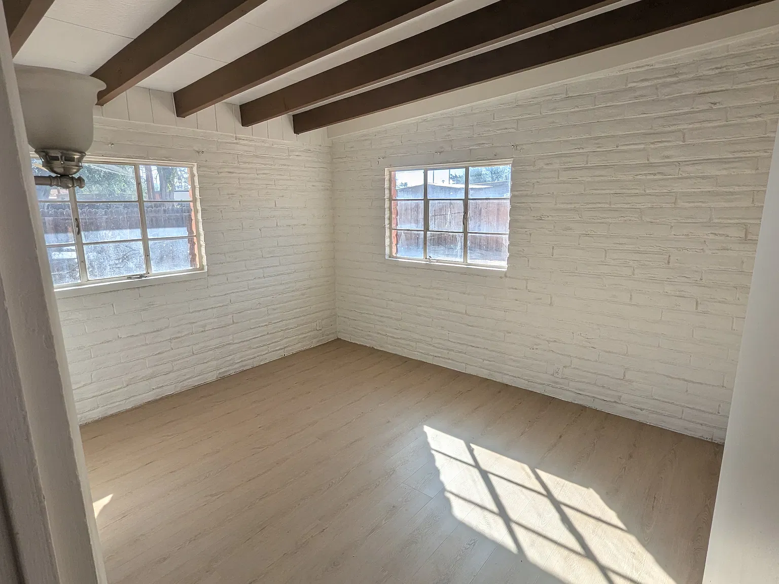 2 bed, 874 sqft, $1,195 — Photo 3