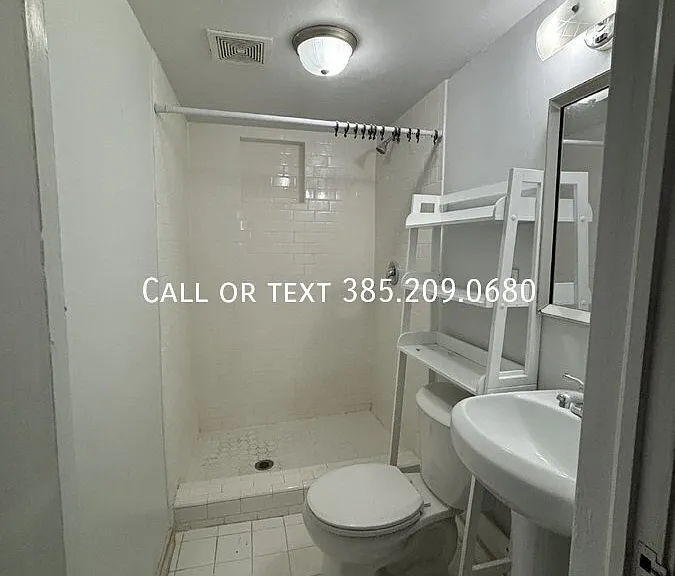 332 N 300 E — Photo 10