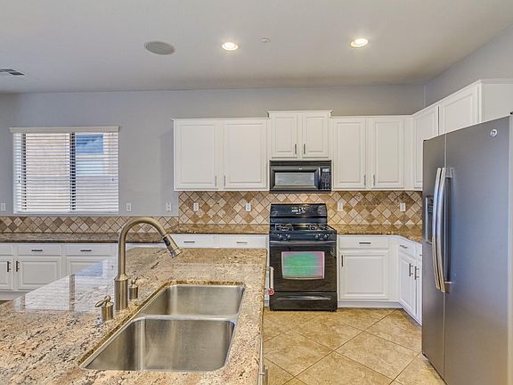 4th image of 12651 W Ashby Dr