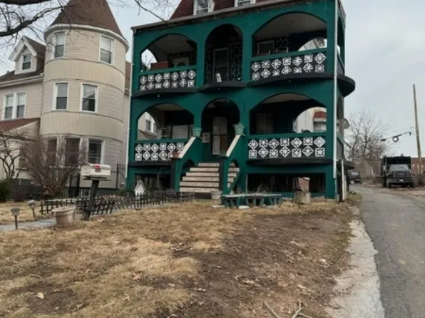 162 N Walnut St, East Orange City, NJ 07017