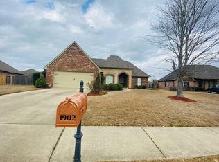 1902 Eastridge Cir, Madison, MS 39110