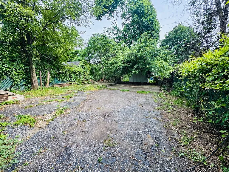 10630 Kimberley Ave — Photo 5