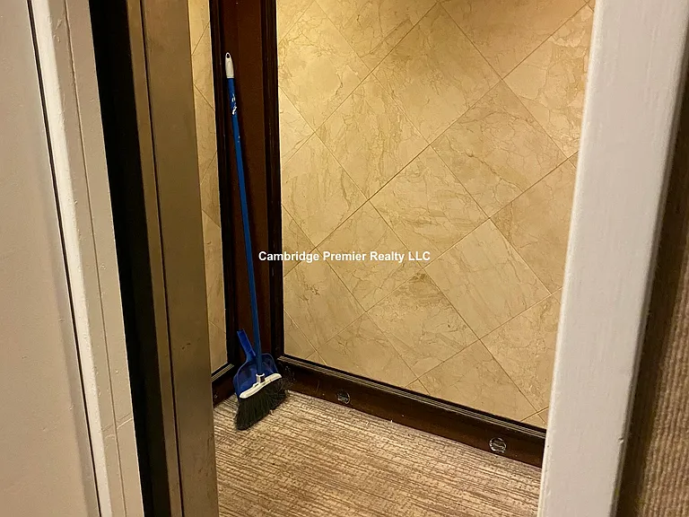 1691 Cambridge St #5 — Photo 5