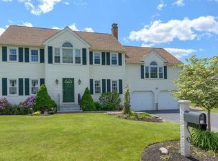 11 Lt Haynes Mem Dr, Millbury, MA 01527