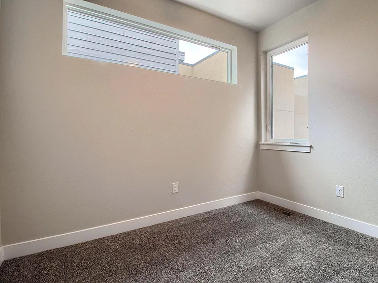 1641 King St — Photo 23