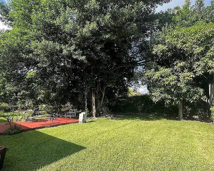 1010 NW 19th Ct — Photo 11