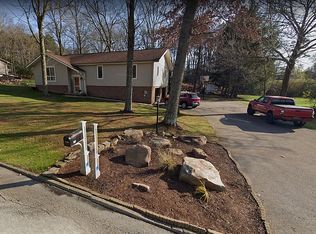 151 Mill Run Dr, Indiana, PA 15701