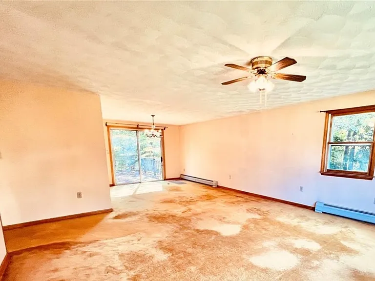 25 Wheeler Rd — Photo 3