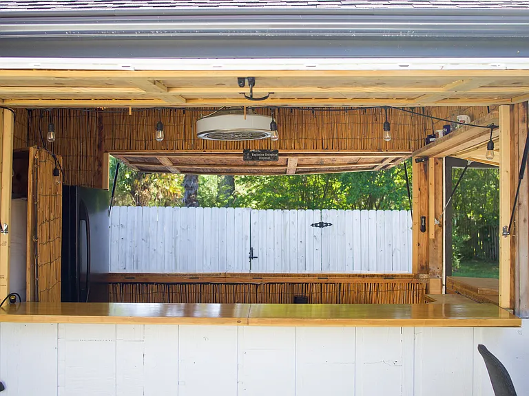 2201 Hunters Wood Way — Photo 13