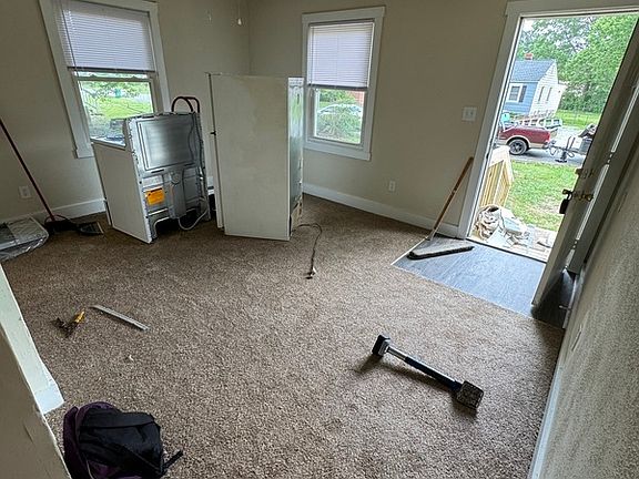 2nd image of 660 Effingham Dr