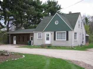 10426 Forteen Mile Rd NE, Rockford, MI 49341