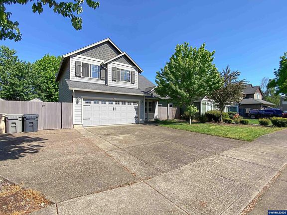2nd image of 274 SW Bell Dr