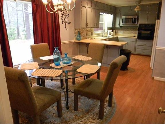 Dining Rm- Kitchen combo