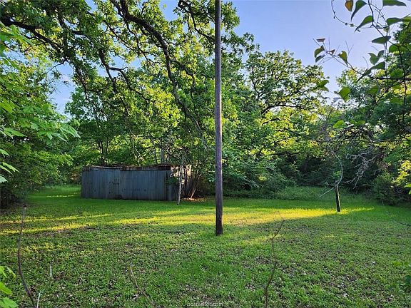 3rd image of 4208 N Texas Ave