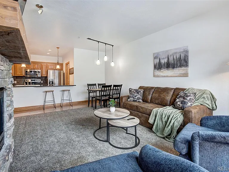 101 E Main St #205 — Photo 4