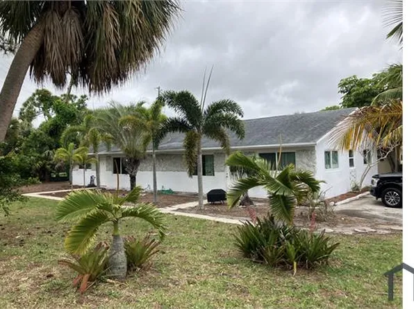 10125 Ironwood Rd APT W, Palm Beach Gardens, FL 33410