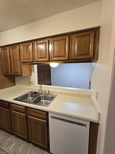 2904 Forest Bnd #1 — Photo 12