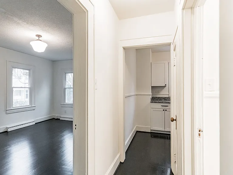728 Mulberry St — Photo 16