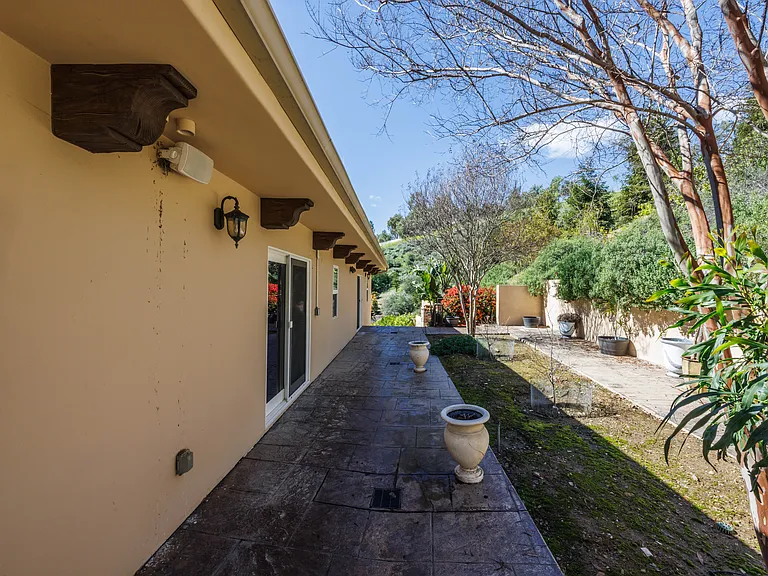 6029 Fairview Pl — Photo 58