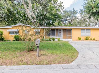 861 N Waterview Dr, Clermont, FL 34711