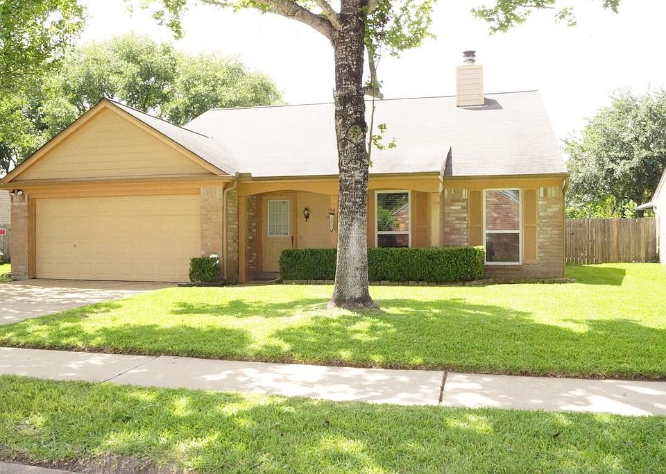 1st image of 3704 Ginger Ln
