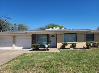 1437 Oak Grove Rd, Fort Worth, TX 76134